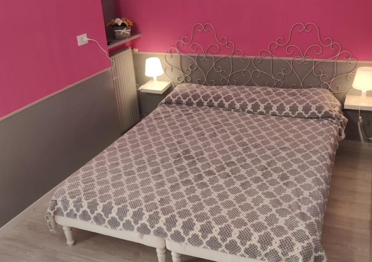 Guest House Bike&Relax Finale Ligure Extérieur photo