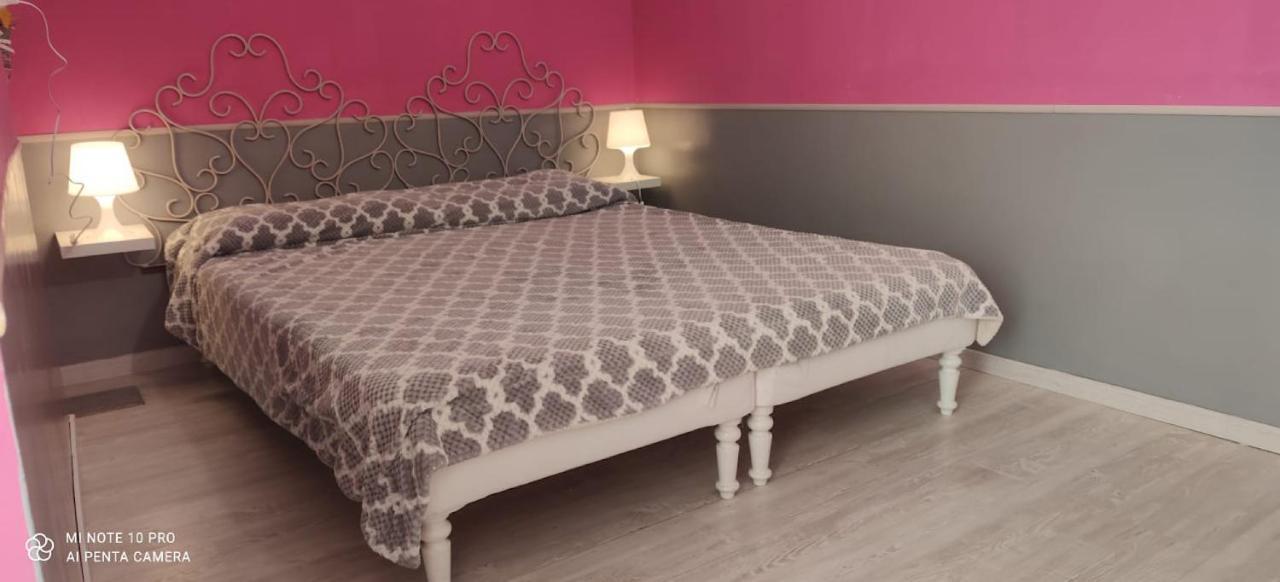 Guest House Bike&Relax Finale Ligure Extérieur photo