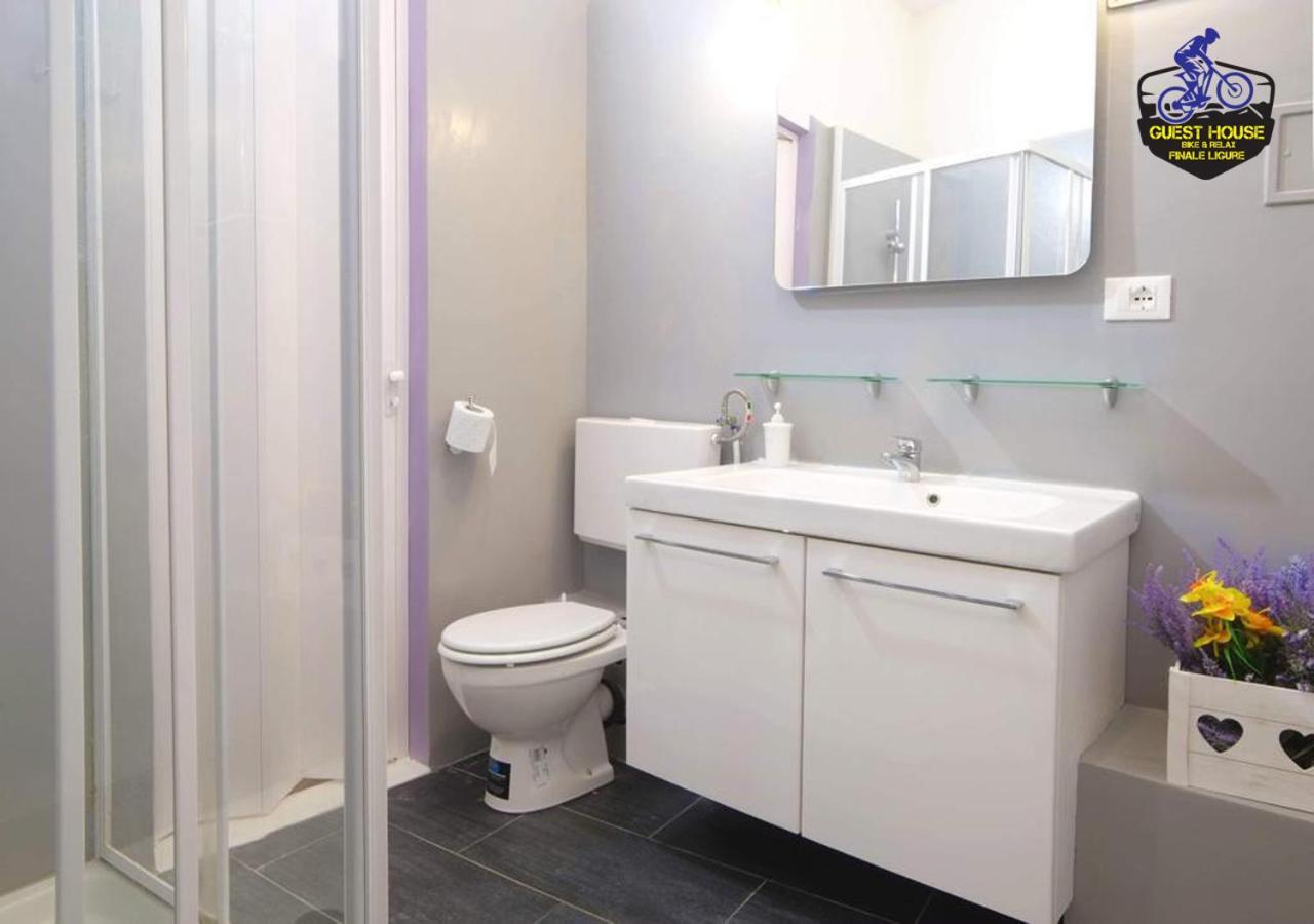 Guest House Bike&Relax Finale Ligure Extérieur photo